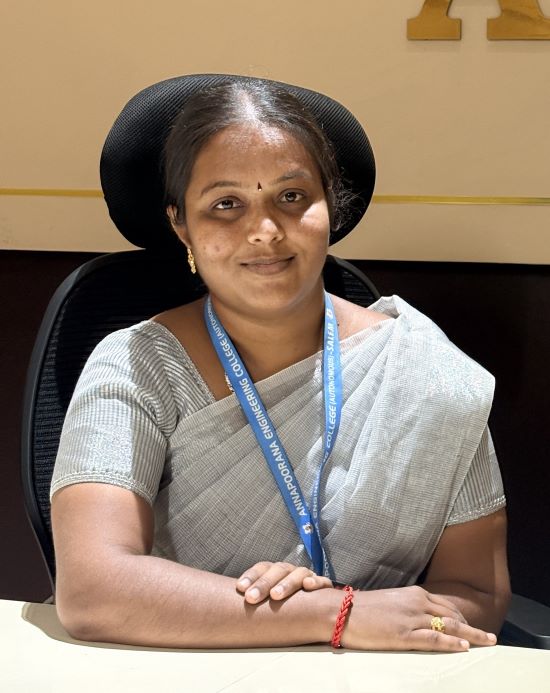 Mrs. Thenmozhi